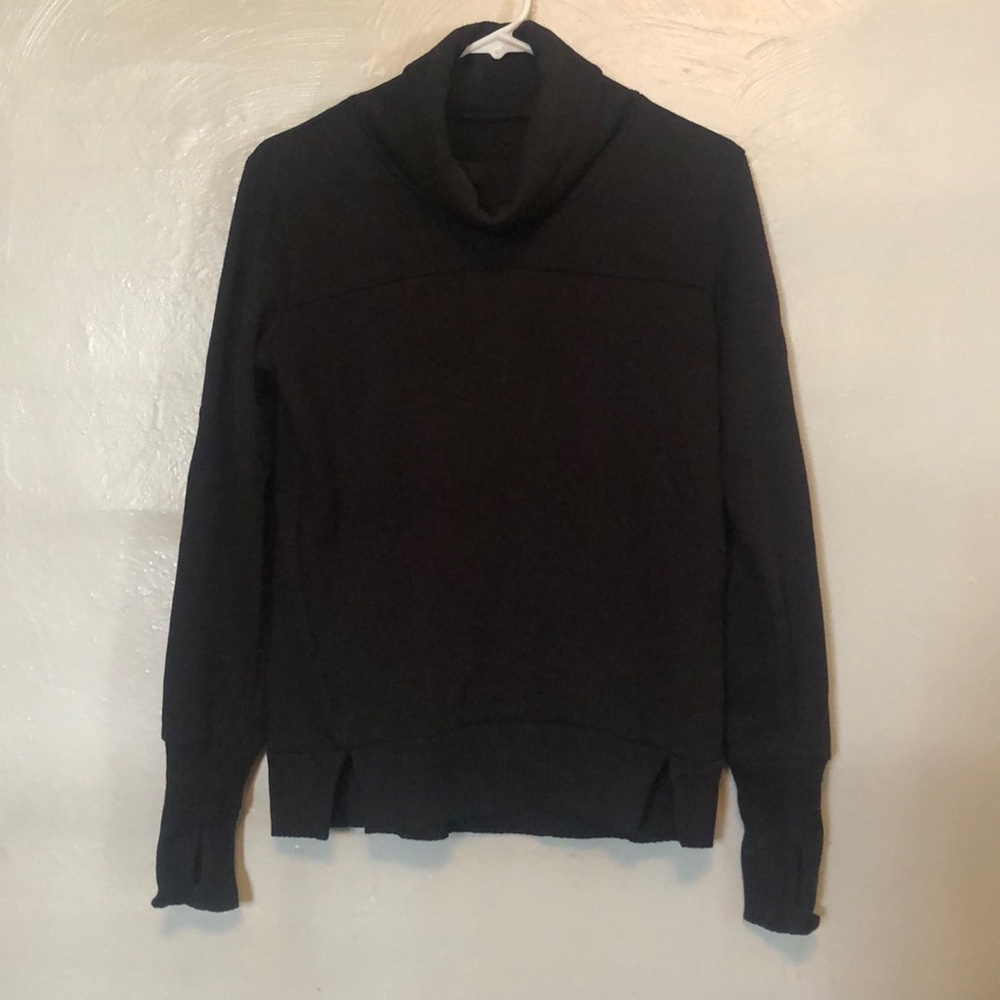 Alo Yoga Haze Long Sleeve in black